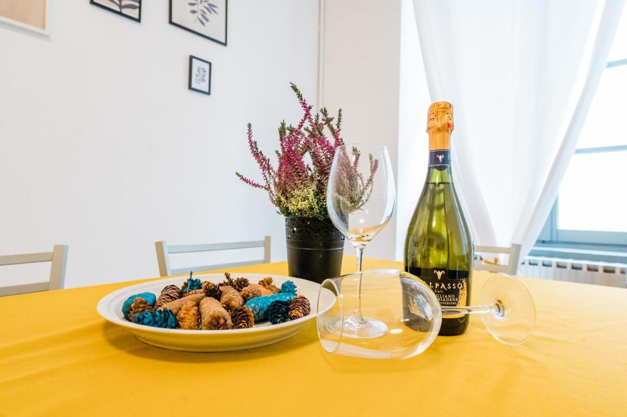 Feel - Salvecchio Apartments แบร์กาโม ภายนอก รูปภาพ